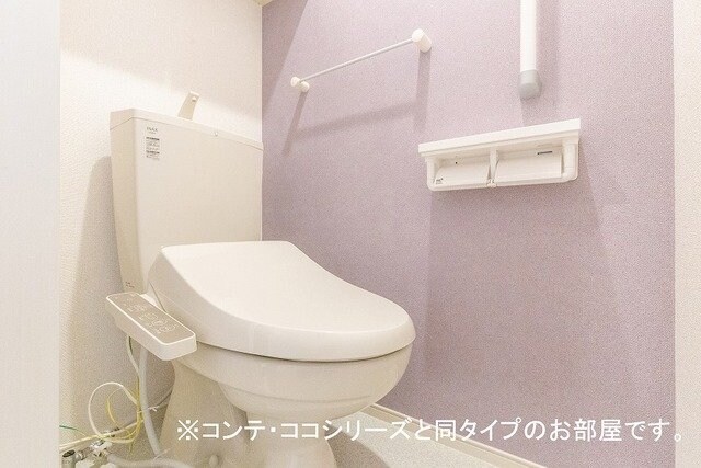 物件内観写真11　(シンプルで使いやすいトイレです)