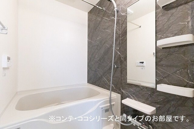 物件内観写真10　(落ち着いた空間のお風呂です)