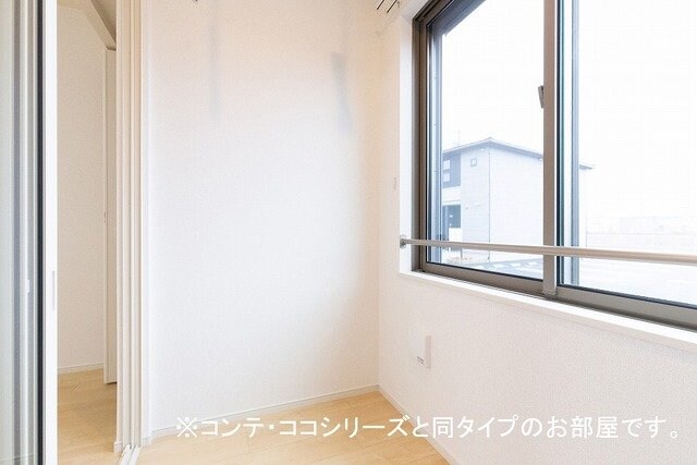 物件内観写真14　(おしゃれな内装です)