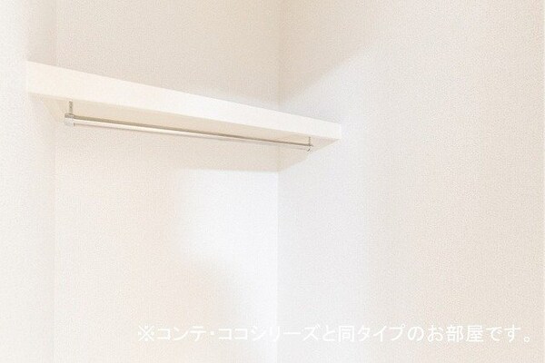 収納(こまごまとしたものを収納できそうですね)