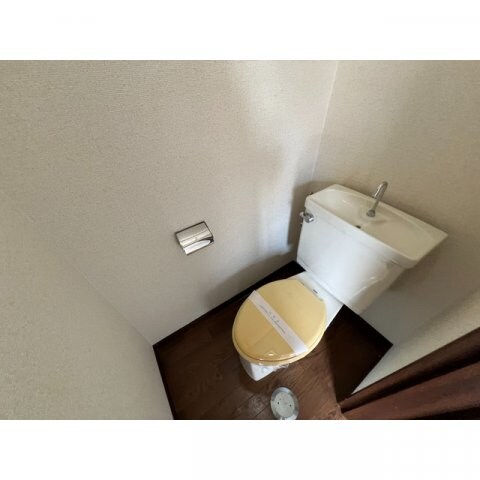 物件内観写真12　(落ち着いたトイレです)