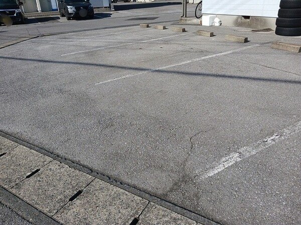 駐車場(駐車場完備です)