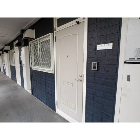 物件内観写真20　(明るい玄関です)