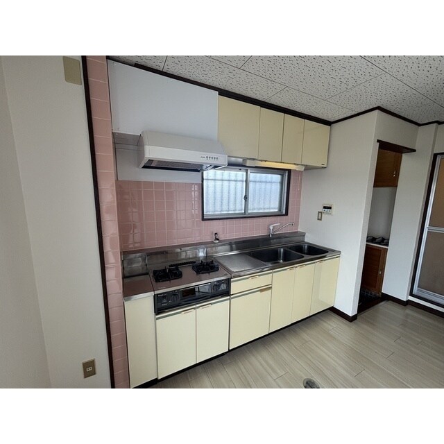 物件内観写真9　(きれいなキッチンです)