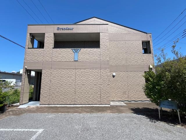 物件外観写真3　(外観写真（昼）)