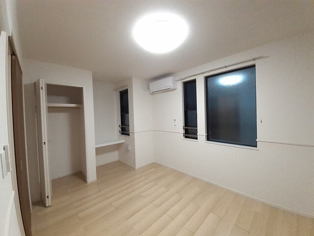 物件内観写真15　(きれいな内装です)