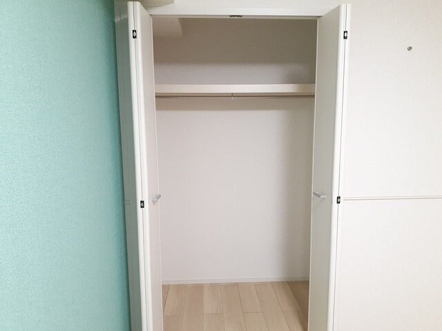 物件内観写真17　(ちょっとした収納スペースも充実しています)