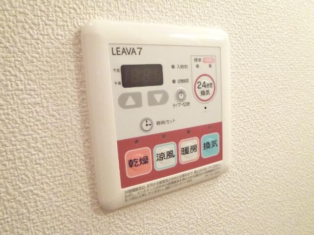 物件内観写真22　(浴室乾燥機)