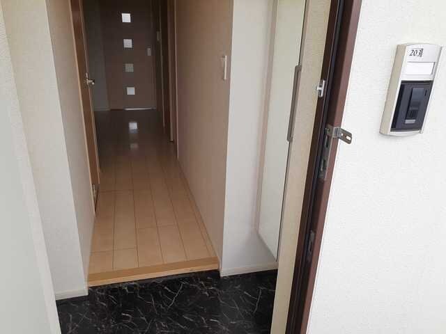 物件内観写真16　(玄関です)