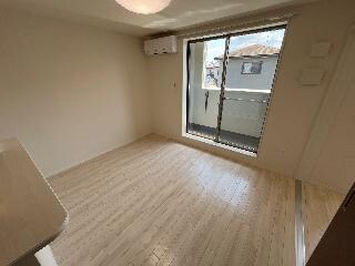 物件内観写真11　(リビング)