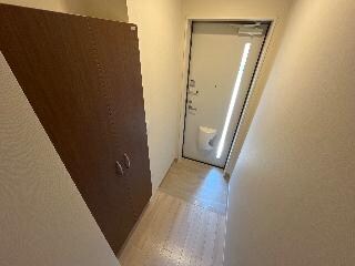 物件内観写真28　(玄関)