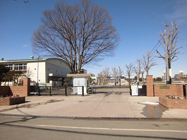 物件外観写真7　(宇都宮大学付属中・小・幼稚園まで350m)