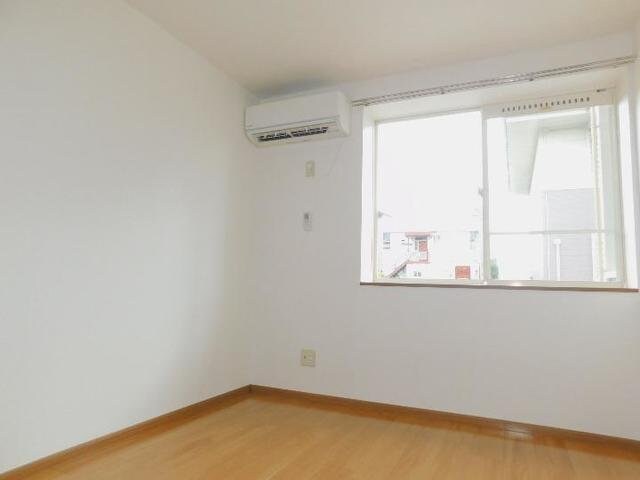 物件内観写真11　(きれいな内装です)