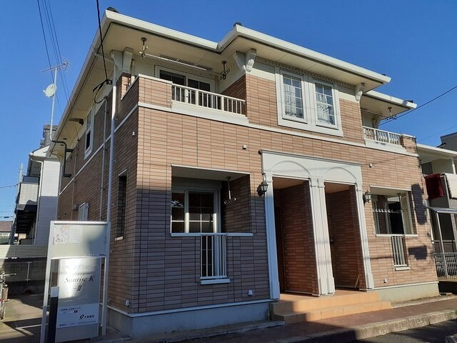 物件外観写真1　(建物外観を気になさる方へ、見た目の良い物件です)