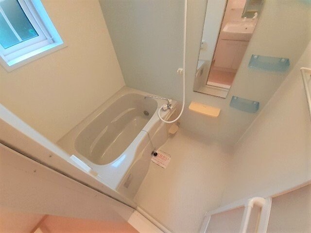 物件内観写真11　(お風呂で日々の疲れを落としましょう)