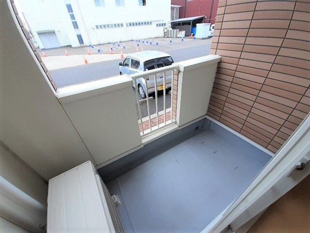 物件内観写真19　(落ち着いた時間を過ごせるバルコニーです)