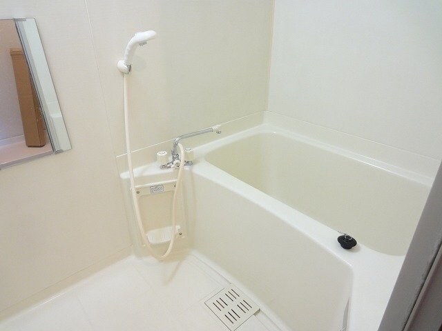 物件内観写真11　(お風呂です)