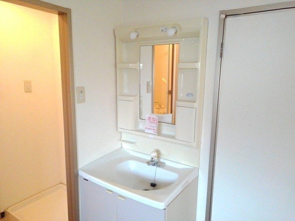 洗面・脱衣所(脱衣スペースもあります)