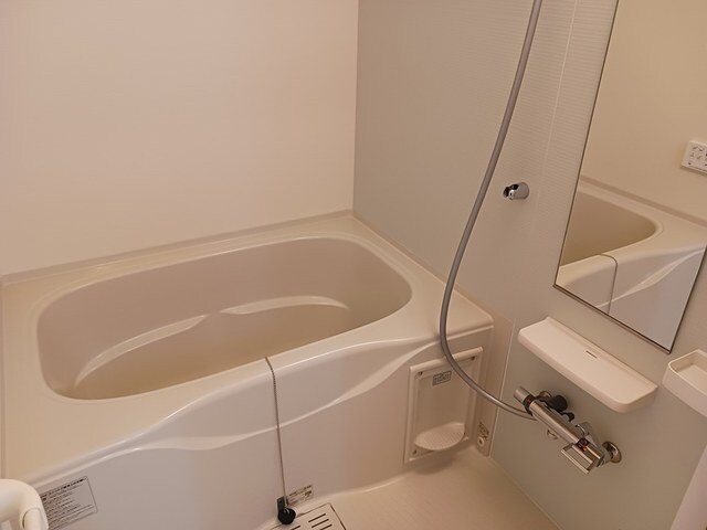 物件内観写真11　(ゆったり過ごせるお風呂です)