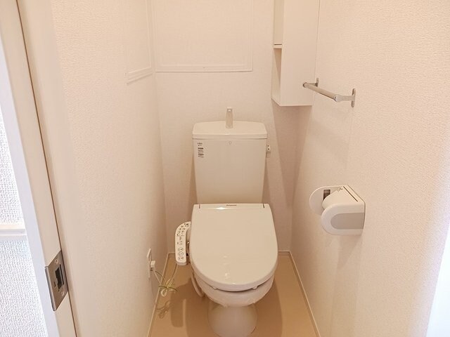物件内観写真13　(清潔感のあるトイレです)