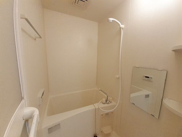 物件内観写真11　(お風呂です)