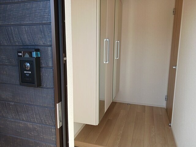 物件内観写真14　(毎日通る玄関はこちらです)