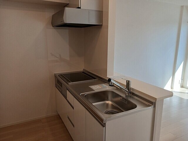 物件内観写真10　(お料理しやすいキッチンです)