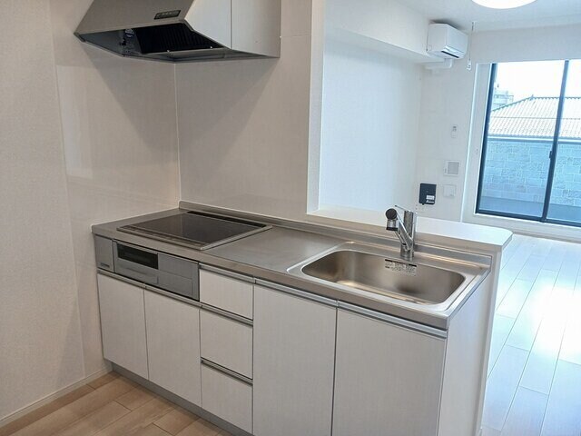 物件内観写真10　(お料理しやすいキッチンです)