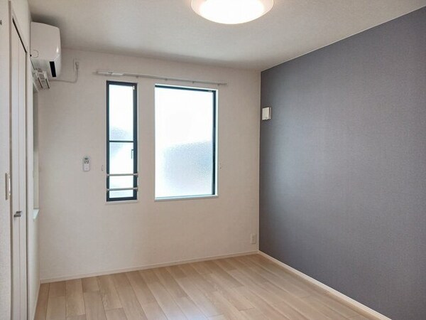 内装他(きれいな内装です)