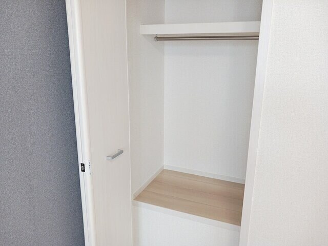 物件内観写真17　(専用の収納スペースです)