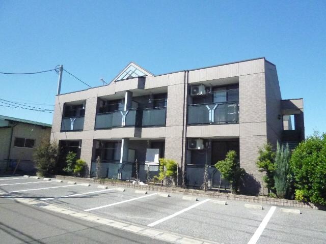 物件外観写真1　(外観写真（昼）)