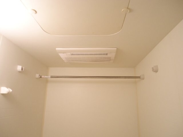 物件内観写真28　(浴室乾燥機)