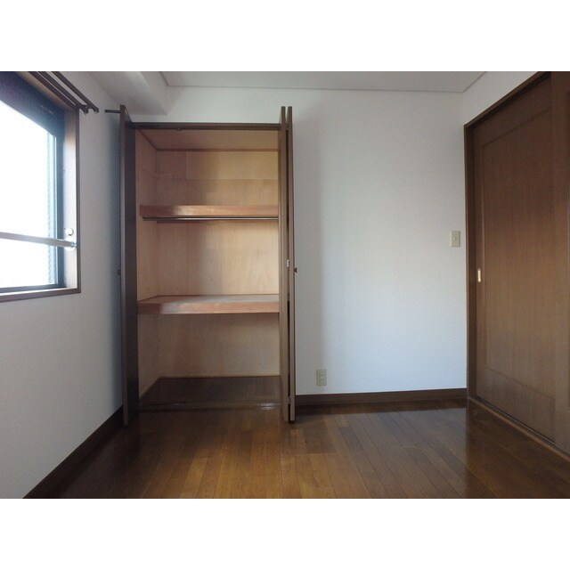 物件内観写真10　(きれいな内装です)