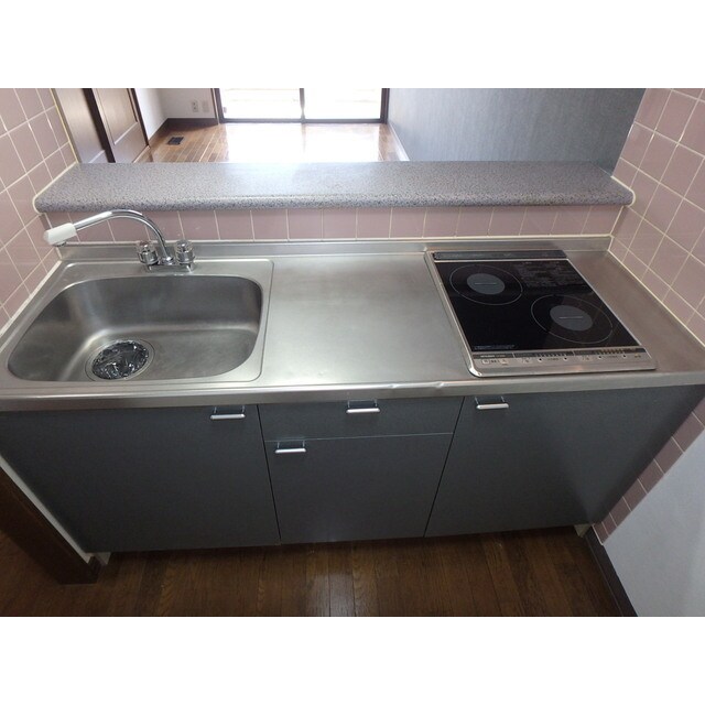 物件内観写真12　(お料理しやすいキッチンです)