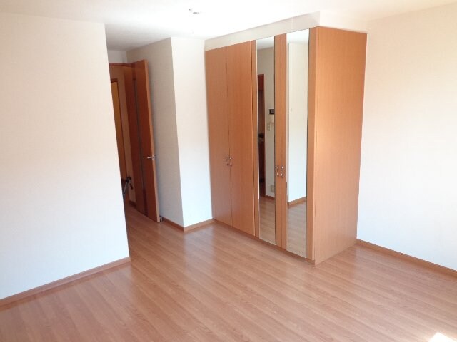 物件内観写真15　(洋室)