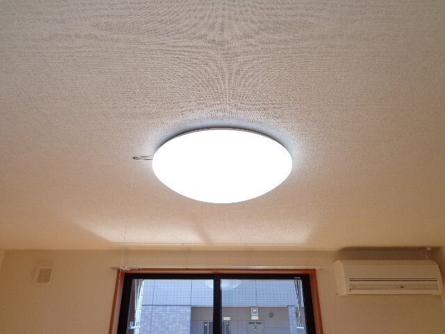 物件内観写真21　(照明器具)