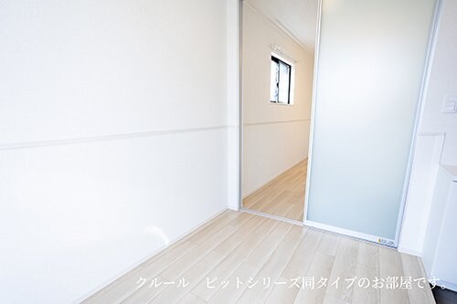 物件内観写真19　(明るい室内です)