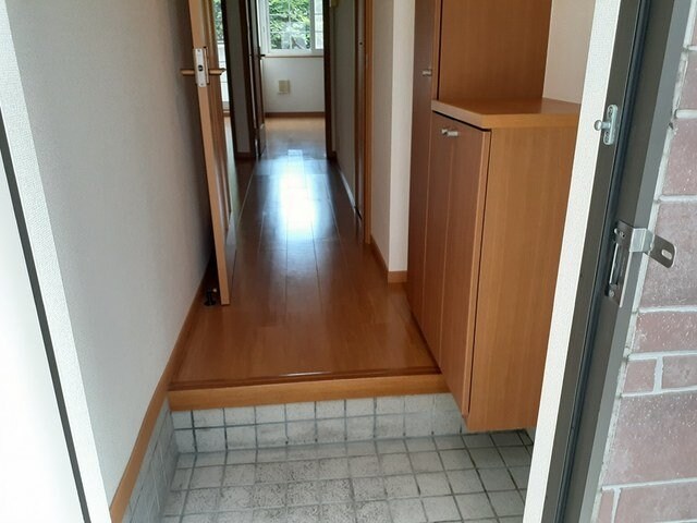 物件内観写真14　(落ち着いた玄関です)