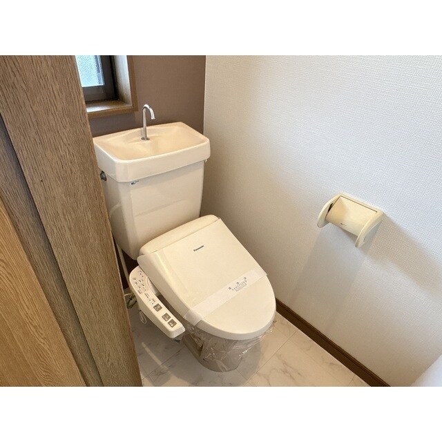 物件内観写真12　(トイレも気になるポイント)