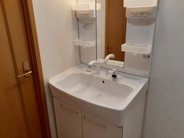 物件内観写真12　(洗面所です)