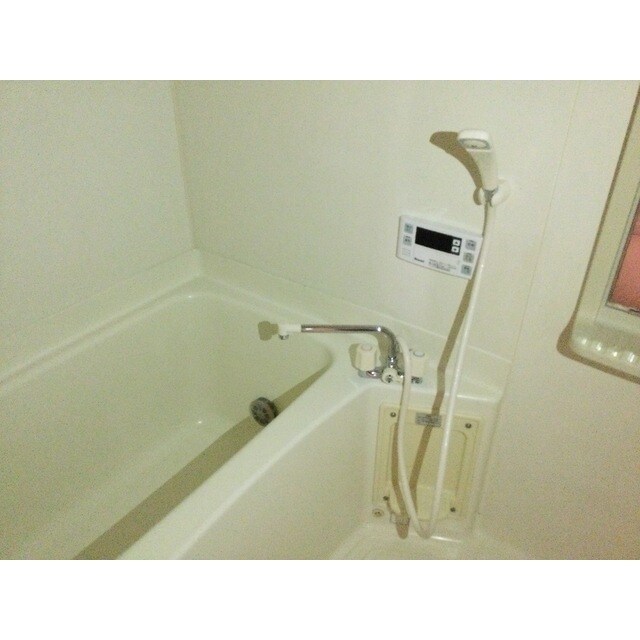 物件内観写真7　(ゆったり過ごせるお風呂です)