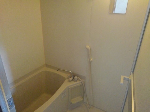 物件内観写真11　(お風呂で日々の疲れを落としましょう)