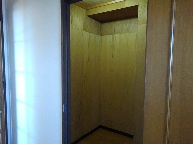 物件内観写真17　(収納スペース豊富です)