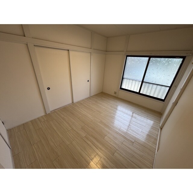 物件内観写真8　(きれいな内装です)