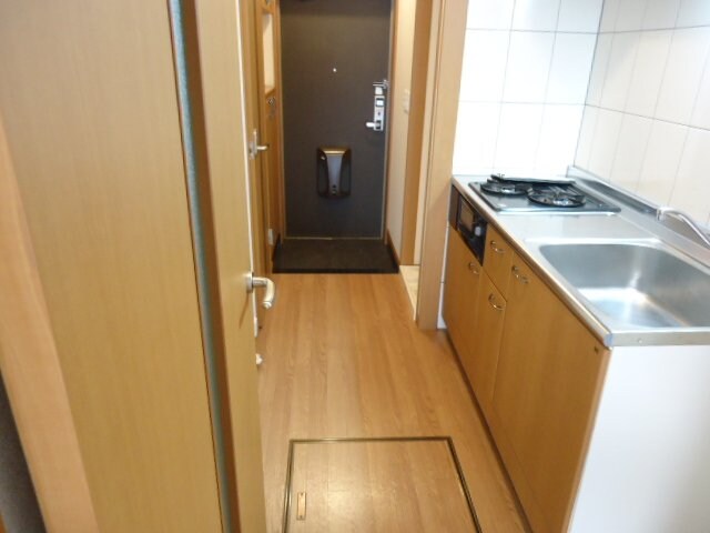 物件内観写真15　(廊下)