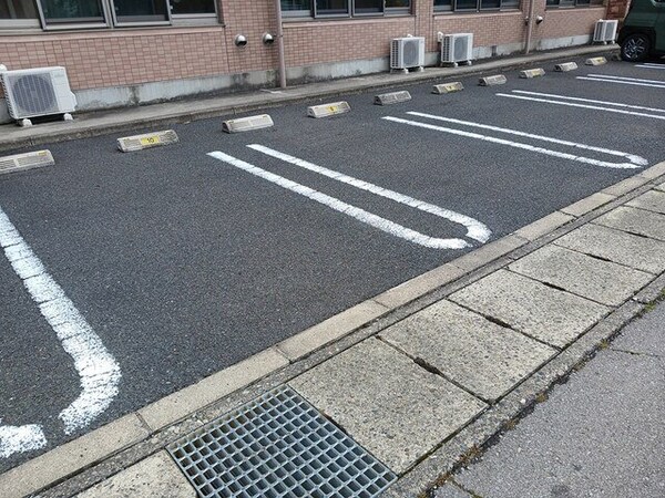 駐車場(駐車場があります)