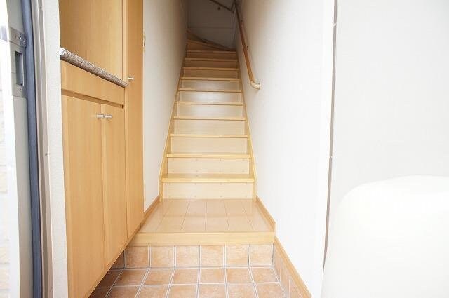 物件内観写真17　(きれいな玄関です)