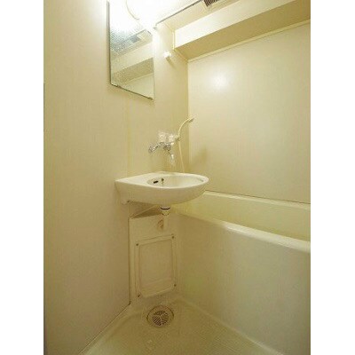 物件内観写真4　(内装です)