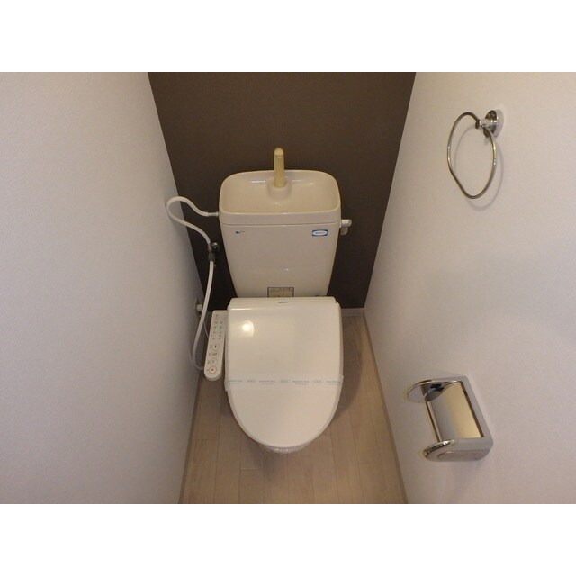 物件内観写真21　(シンプルで使いやすいトイレです)