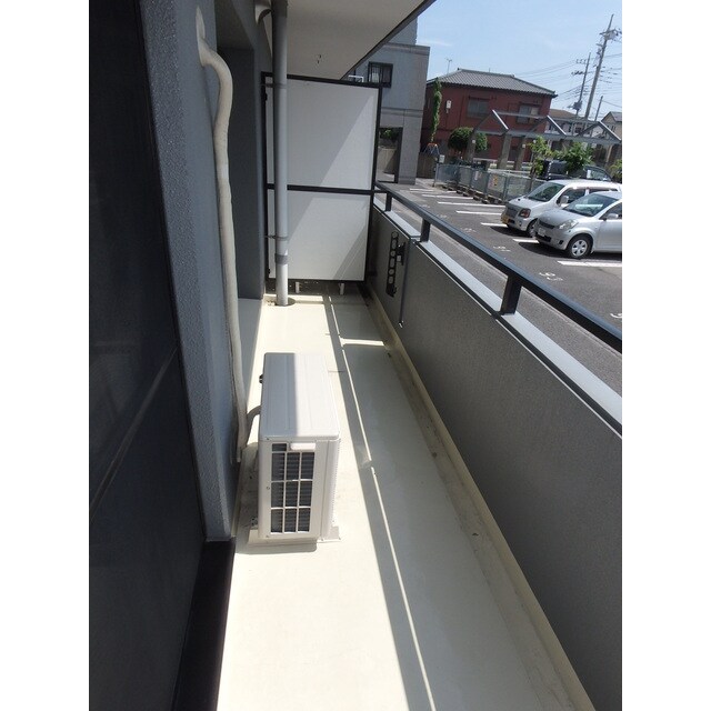 物件内観写真25　(バルコニーがあります)